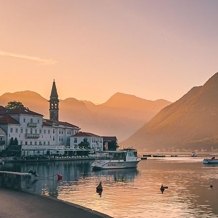 Apartments Visit Perast Luaran gambar