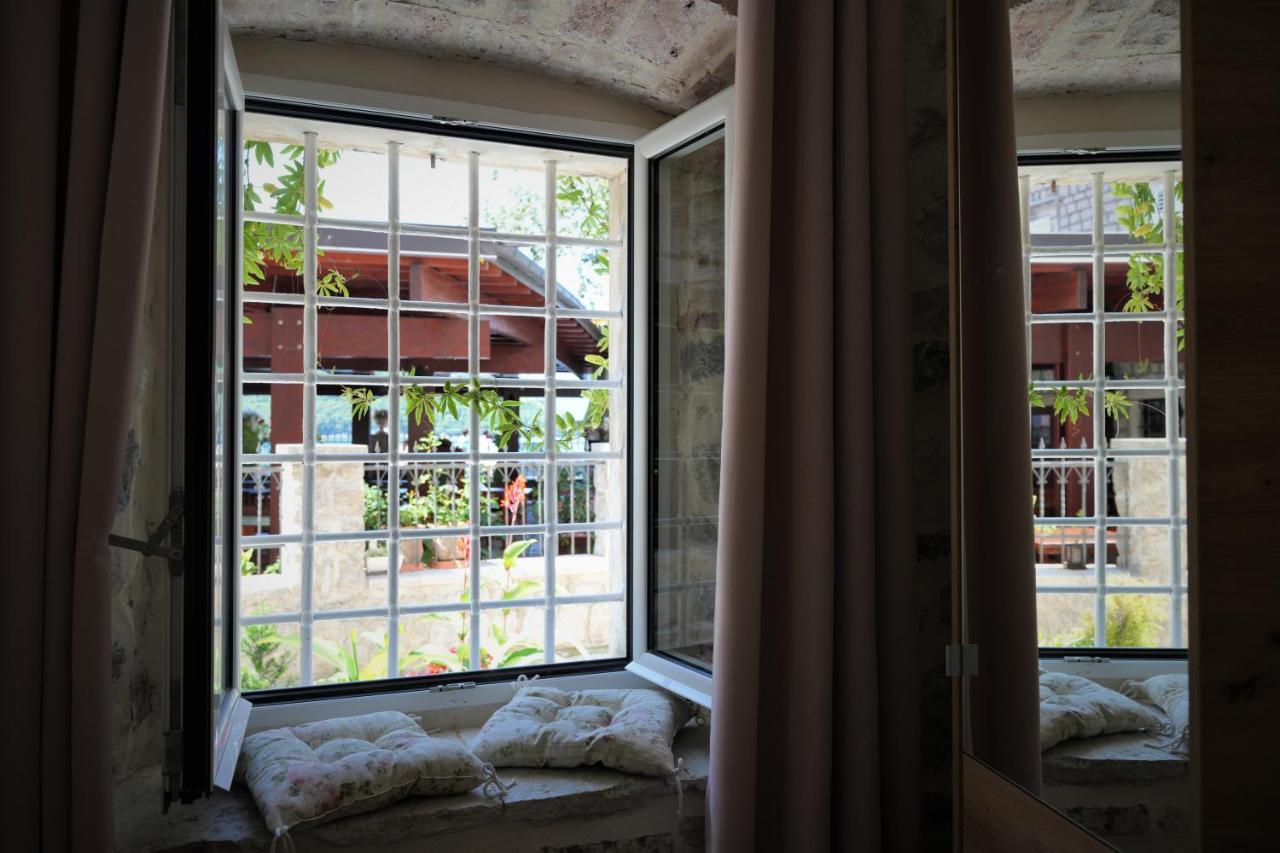 Apartments Visit Perast Luaran gambar