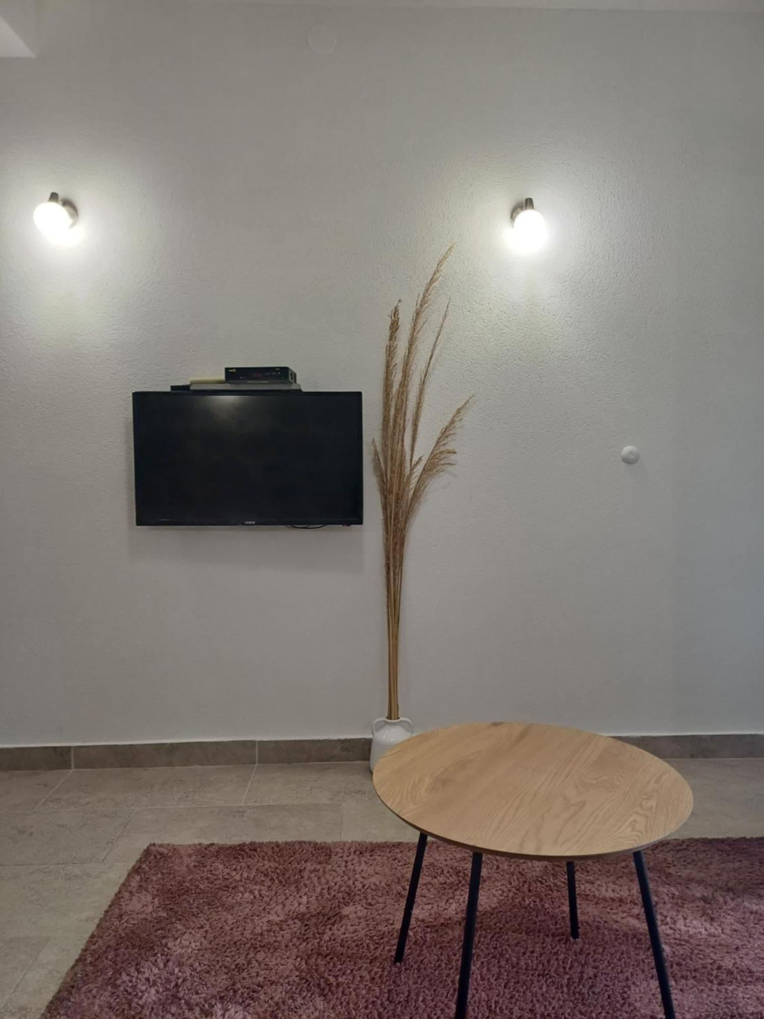 Apartments Visit Perast Bilik gambar